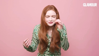 2022-06-01_-_Glamour_UK_Interview_mp47527.jpg