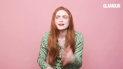 2022-06-01_-_Glamour_UK_Interview_mp47530.jpg