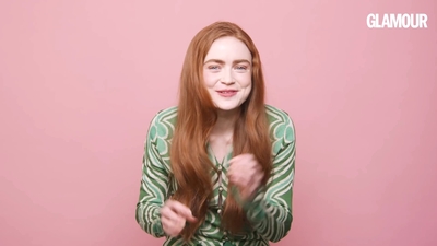 2022-06-01_-_Glamour_UK_Interview_mp47532.jpg