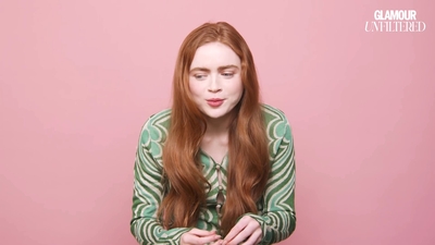 2022-06-01_-_Glamour_UK_Interview_mp47550.jpg