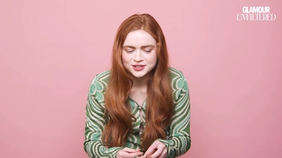 2022-06-01_-_Glamour_UK_Interview_mp47551.jpg