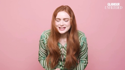 2022-06-01_-_Glamour_UK_Interview_mp47572.jpg