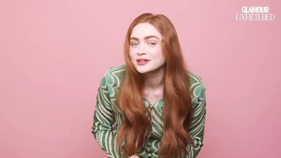 2022-06-01_-_Glamour_UK_Interview_mp47575.jpg