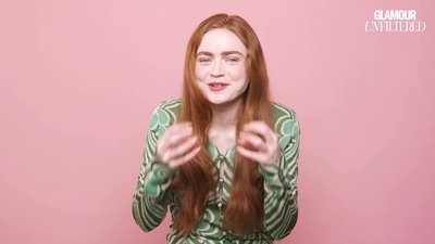 2022-06-01_-_Glamour_UK_Interview_mp47579.jpg