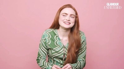 2022-06-01_-_Glamour_UK_Interview_mp47628.jpg