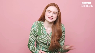 2022-06-01_-_Glamour_UK_Interview_mp47629.jpg