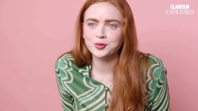 2022-06-01_-_Glamour_UK_Interview_mp47663.jpg