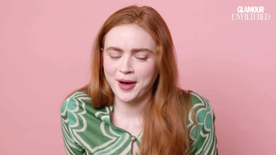 2022-06-01_-_Glamour_UK_Interview_mp47665.jpg