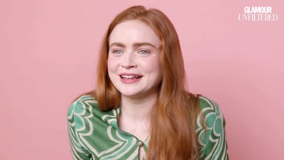 2022-06-01_-_Glamour_UK_Interview_mp47667.jpg