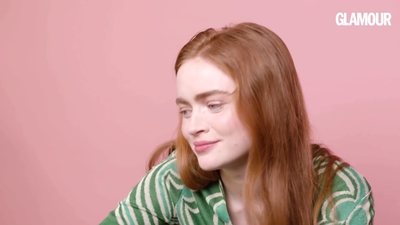 2022-06-01_-_Glamour_UK_Interview_mp47679.jpg
