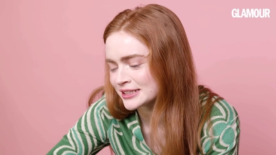 2022-06-01_-_Glamour_UK_Interview_mp47680.jpg