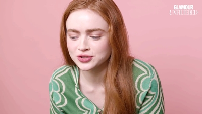 2022-06-01_-_Glamour_UK_Interview_mp47694.jpg