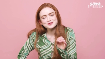 2022-06-01_-_Glamour_UK_Interview_mp47751.jpg