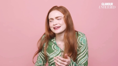 2022-06-01_-_Glamour_UK_Interview_mp47778.jpg