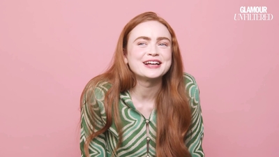 2022-06-01_-_Glamour_UK_Interview_mp47784.jpg