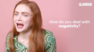 2022-06-01_-_Glamour_UK_Interview_mp47794.jpg