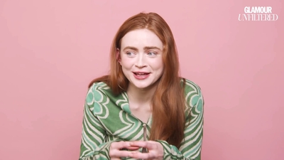 2022-06-01_-_Glamour_UK_Interview_mp47838.jpg