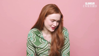 2022-06-01_-_Glamour_UK_Interview_mp47842.jpg