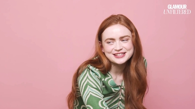 2022-06-01_-_Glamour_UK_Interview_mp47873.jpg