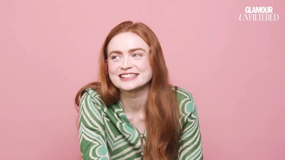2022-06-01_-_Glamour_UK_Interview_mp47877.jpg
