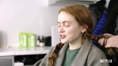 2022-06-02_-_Interview_from_the_Hair_Chair_Sadie_Sink_mp47896.jpg