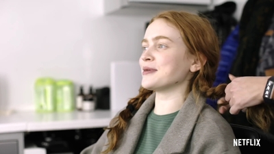 2022-06-02_-_Interview_from_the_Hair_Chair_Sadie_Sink_mp47900.jpg