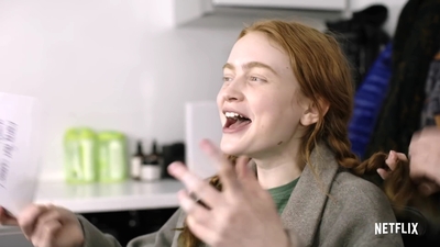 2022-06-02_-_Interview_from_the_Hair_Chair_Sadie_Sink_mp47903.jpg