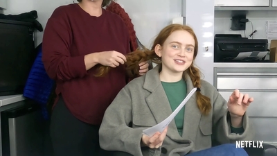 2022-06-02_-_Interview_from_the_Hair_Chair_Sadie_Sink_mp47935.jpg