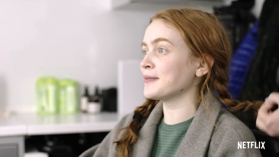2022-06-02_-_Interview_from_the_Hair_Chair_Sadie_Sink_mp48069.jpg