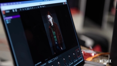 2022-06-02_-_Interview_from_the_Hair_Chair_Sadie_Sink_mp48072.jpg