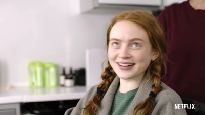 2022-06-02_-_Interview_from_the_Hair_Chair_Sadie_Sink_mp48104.jpg