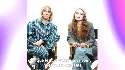 2022-06-05_-_Netflix_Latinoamerica_-_Sadie_Sink_and_Maya_Hawke_Interview_mp48477.jpg