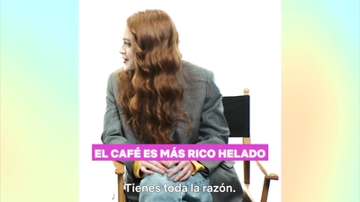 2022-06-05_-_Netflix_Latinoamerica_-_Sadie_Sink_and_Maya_Hawke_Interview_mp48488.jpg