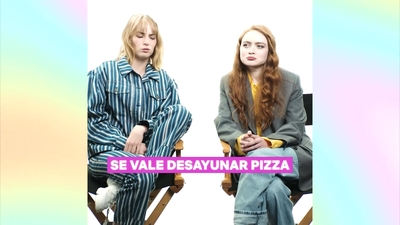 2022-06-05_-_Netflix_Latinoamerica_-_Sadie_Sink_and_Maya_Hawke_Interview_mp48502.jpg