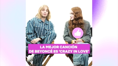 2022-06-05_-_Netflix_Latinoamerica_-_Sadie_Sink_and_Maya_Hawke_Interview_mp48537.jpg