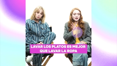 2022-06-05_-_Netflix_Latinoamerica_-_Sadie_Sink_and_Maya_Hawke_Interview_mp48573.jpg
