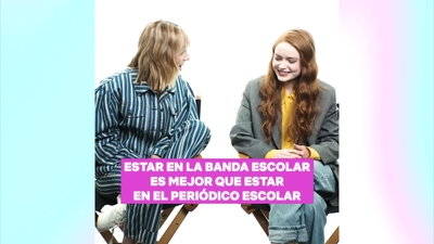 2022-06-05_-_Netflix_Latinoamerica_-_Sadie_Sink_and_Maya_Hawke_Interview_mp48585.jpg