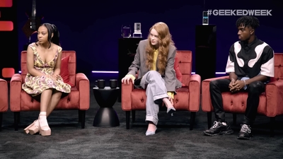 2022-06-09_-_Netflix_Geeked_Week_-_Stranger_Things_Cast_Reacts_to_Mind_Lair_Scene_mp49506.jpg