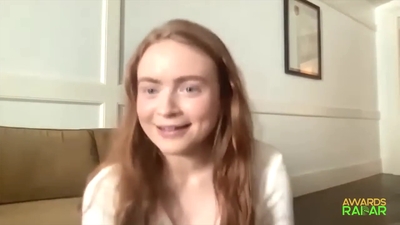 2022-06-15_-_AwardsRadar_-_Stranger_Things_4_Interview_mp40828.jpg