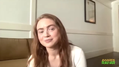 2022-06-15_-_AwardsRadar_-_Stranger_Things_4_Interview_mp40927.jpg