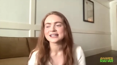 2022-06-15_-_AwardsRadar_-_Stranger_Things_4_Interview_mp40929.jpg