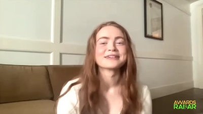 2022-06-15_-_AwardsRadar_-_Stranger_Things_4_Interview_mp40955.jpg