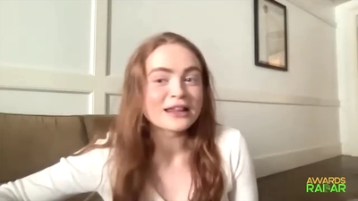 2022-06-15_-_AwardsRadar_-_Stranger_Things_4_Interview_mp40964.jpg