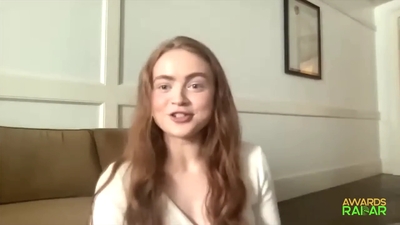2022-06-15_-_AwardsRadar_-_Stranger_Things_4_Interview_mp41027.jpg