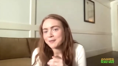 2022-06-15_-_AwardsRadar_-_Stranger_Things_4_Interview_mp41052.jpg