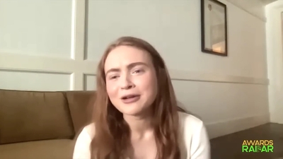 2022-06-15_-_AwardsRadar_-_Stranger_Things_4_Interview_mp41094.jpg
