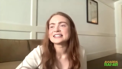 2022-06-15_-_AwardsRadar_-_Stranger_Things_4_Interview_mp41104.jpg