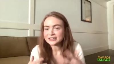 2022-06-15_-_AwardsRadar_-_Stranger_Things_4_Interview_mp41150.jpg