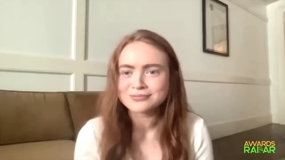 2022-06-15_-_AwardsRadar_-_Stranger_Things_4_Interview_mp41163.jpg