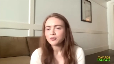 2022-06-15_-_AwardsRadar_-_Stranger_Things_4_Interview_mp41212.jpg